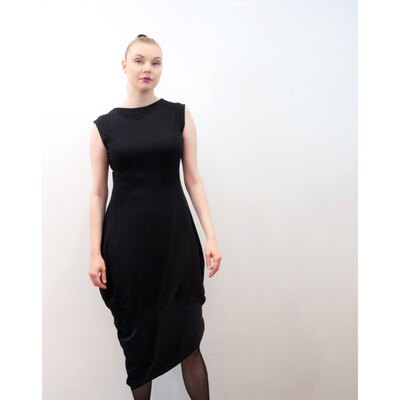    0 Beehive I Dress Wrap Black 