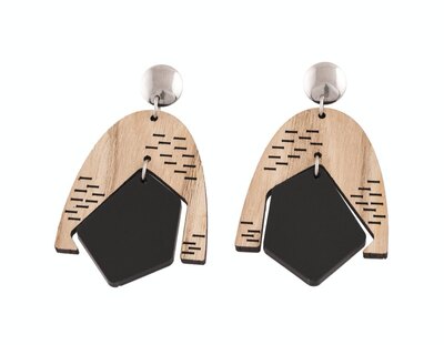 0 Avinurme nappikorvakorut/ Stud earrings