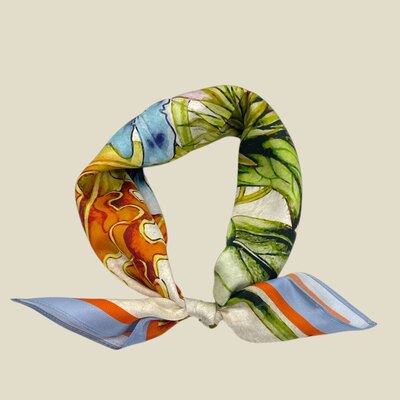 0 Pieni Silkkihuivi Flower fun