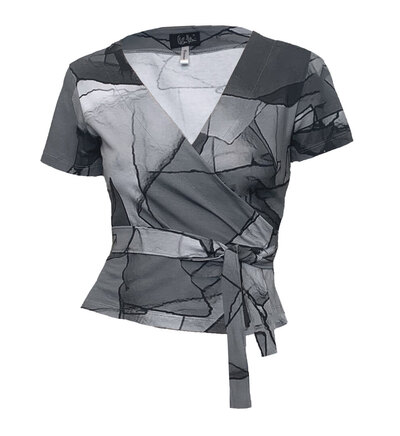 10 QUEEN OF SPAIN KIETAISUPUSERO/WRAP TOP BEOWULF IRON