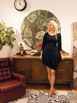 0 Beehive II Petit Dress Black (malli uudistuu, viimeiset originaalit saatavilla nyt )