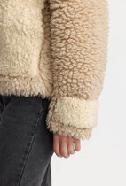 0 Chunky teddy jacket off- white