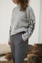 0 Erin Embroidery pullover
