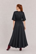 0 FLOWY DRESS