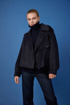 0 Owa short jacket