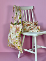0 velvet tote bag pink flower